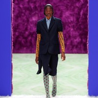 Fashion show koleksi Prada Fall/Winter 2021. Koleksi busana musim dingin dari Prada merupakan karya duo desainer Raf Simons dan Miuccia Prada.  Foto: dok. Courtesy of Prada.