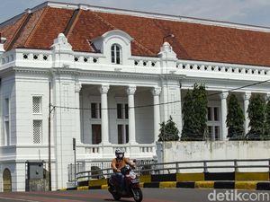 Crowd Free Night di Kawasan Kota Tua Juga Berlaku untuk Pedagang