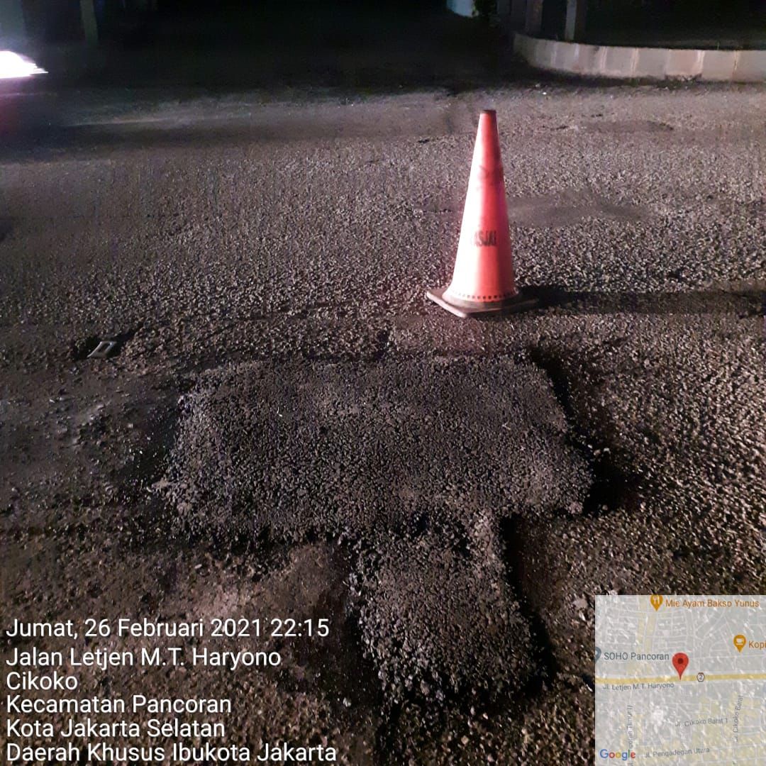 Perbaikan Jl MT Haryono-Gatsu, Pancoran, Jakarta Selatan. (Dok Suku Dinas Bina Marga Jaksel)