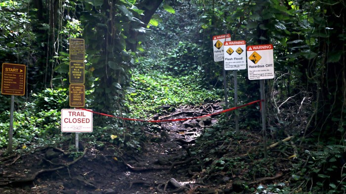 Plang larangan di Hawaii