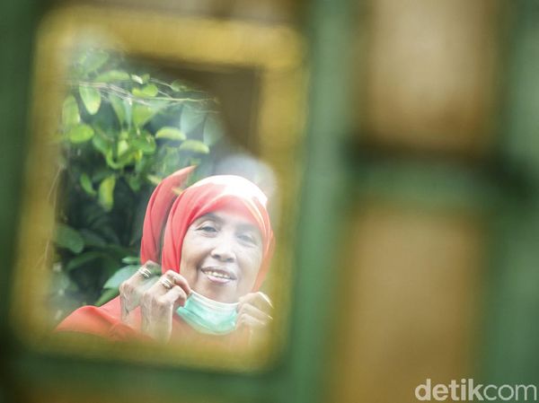Potret Wanita Tangguh Penjual Jamu di Bantul