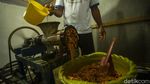 Potret Wanita Tangguh Penjual Jamu di Bantul