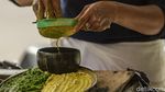 Potret Wanita Tangguh Penjual Jamu di Bantul