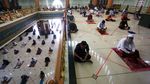 Foto: Kilas Balik 1 Tahun Corona di Indonesia