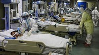 Sebelum masuk Indonesia, pasien COVID-19 pertama kali terdeteksi di Wuhan, China. Chinatopix via AP.
