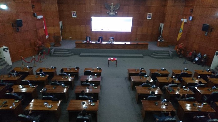 Rapat Paripurna Usulan Pemberhentian Ketua DPRD Kota Cilegon
