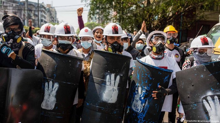 Sedikitnya 18 Pendemo di Myanmar Tewas, Uni Eropa Siap Jatuhkan Sanksi