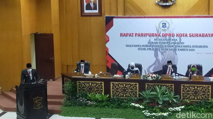 Sertijab Wali Kota Surabaya Eri Cahyadi