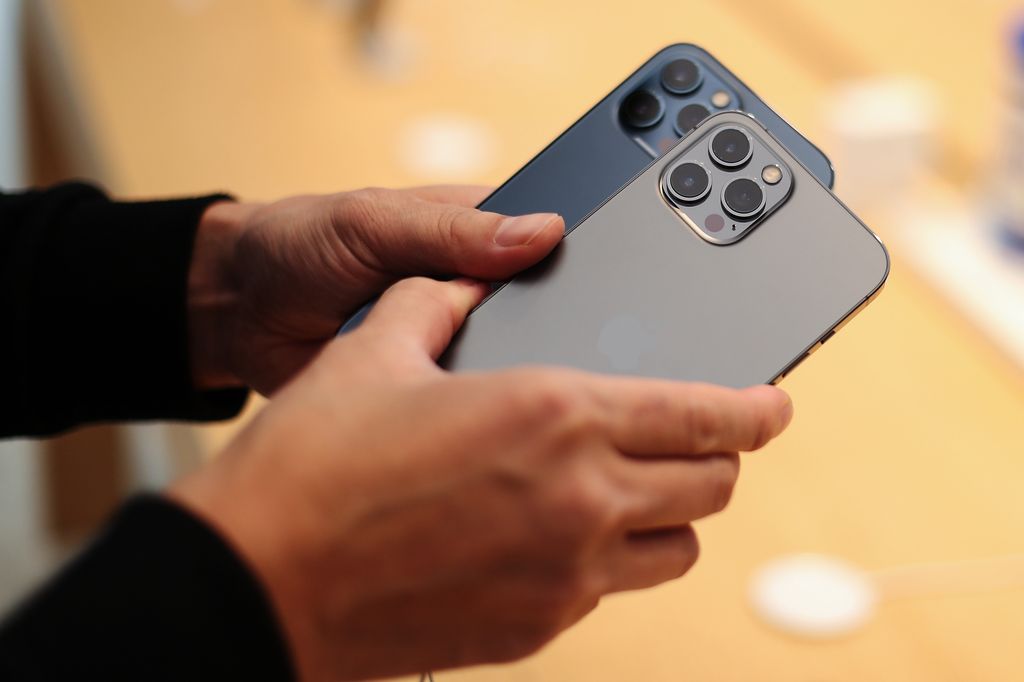 Waduh! Beli iPhone Rp 22 Juta, Wanita Ini Malah Dikirimi Yoghurt Apel