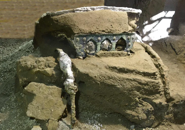 Foto: Kereta Romawi Kuno yang Berusia 2.000 Tahun