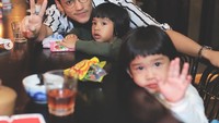Awal dirinya tertarik dengan bisnis kuliner tahu ini, karena ia dikirimi oleh seorang teman yang sedang menyempurnakan resep. Foto: Instagram @afgan__