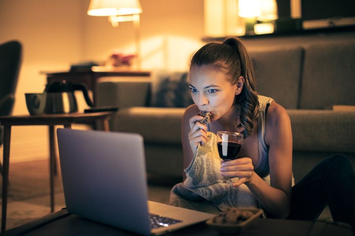 Apa Benar Nonton Video Makanan Bisa Bikin Lapar? Ini Kata Peneliti