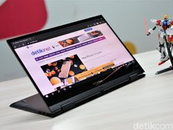 Asus ZenBook Flip S, Laptop Premium Rp 25 Juta