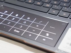 Asus ZenBook Flip S, Laptop Premium Rp 25 Juta