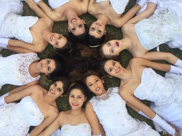 Desa Bidadari Cantik, Cowok Dilarang Masuk kecuali Weekend