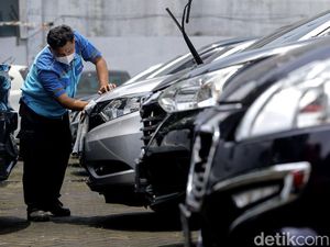 Mau Beli Mobil Seken? Kenali 3 Ciri Mobil Pernah Turun Mesin