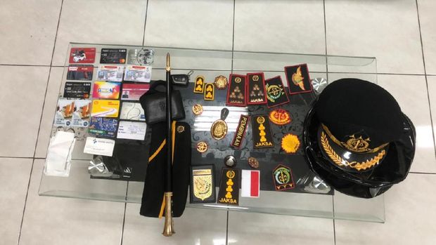 jaksa gadungan di surabaya