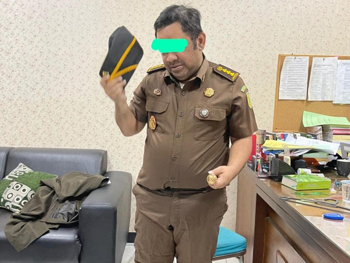 jaksa gadungan di surabaya