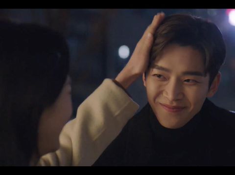 Kemesraan Rowoon dan Won Jin Ah Kemesraan Rowoon dan Won Jin Ah di drama Korea She Would Never Know