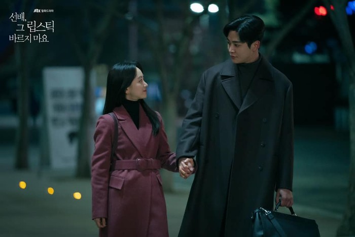 Kemesraan Rowoon dan Won Jin Ah di drama Korea She Would Never Know