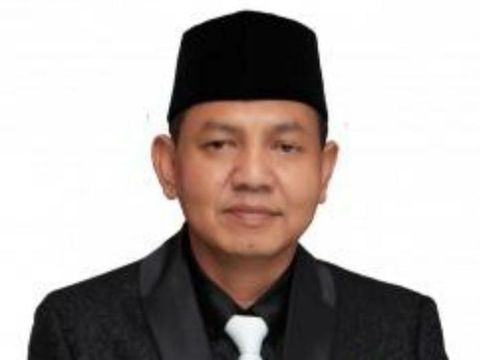 Ketua DPRD Jepara Imam Zusdi Ghozali yang meninggal positif Corona pada Agustus 2020.