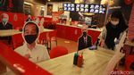 Makan di Restoran Ini Ditemani Foto Tokoh Dunia