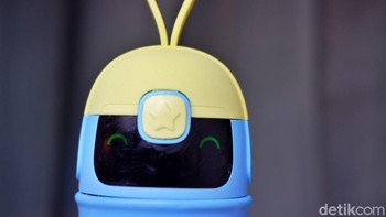 Dibekali sensor sentuh dan layar LED yang menampilkan ekspresi sesuai dengan suhu air di dalamnya. Foto: Adi Fida Rahman/detikINET