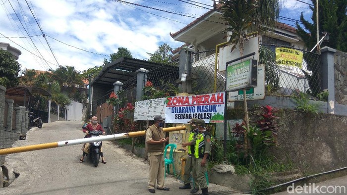 Satu RW di Desa Sariwangi bandung Barat dilockdown