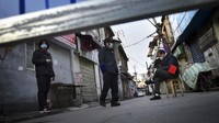 China juga pernah melakukan lockdown. Negara ini menjadi asal virus Corona jenis baru (2019-nCoV). Mulai Desember 2019, virus itu merebak di Wuhan, Provinsi Hubei. (AP Photo)