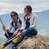 Mantan pacar Ayu Ting Ting, Shaheer Sheikh telah menikah dengan Ruchikaa Kapoor pada 27 November 2020. Keduanya menikah di pengadilan karena pandemi Corona yang tengah berlangsung. Rencananya resepsi pernikahan Shaheer dan Ruchikaa baru akan digelar pada Juni 2021. Foto: Instagram/@shaheernsheikh