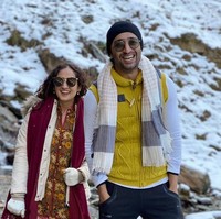 Setelah menikah, Shaheer dan Ruchikaa terlihat langsung pergi berlibur bersama. Momen-momen liburan keduanya itu dibagikannya melalui media sosial Instagram. Foto: Instagram/@ruchikaakapoor