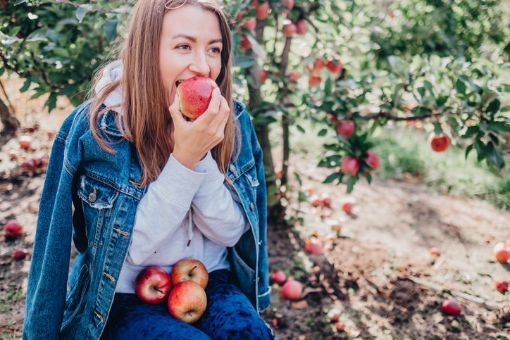 5 Alasan Makan Apel Bagus untuk Diet, Efektif Turunkan Berat Badan!
