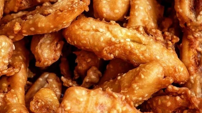 5 Tempat Beli Pisang Goreng Wijen yang Lagi Hits!