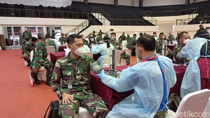 9.396 Prajurit Mabes TNI Disuntik Vaksin COVID-19