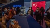 Keberhasilan China dalam teknologi luar angkasa dibuktikan dengan mengirim wahana untuk mengambil sampel atau contoh batuan dari Bulan.  