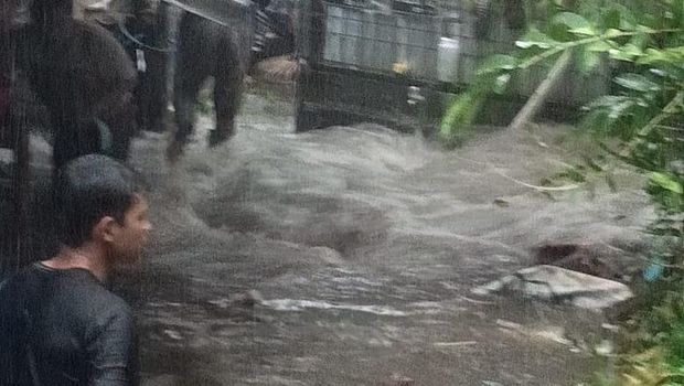 Banjir sempat melanda di Mlati, Sleman, Rabu (3/3/2021).