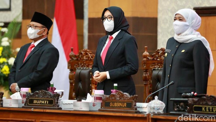 Bupati Banyuwangi Ipuk Fiestiandani mengusulkan adanya ”audit keselarasan” program pemerintah kabupaten dengan provinsi dan pusat. Audit ini penting untuk mewujudkan pembangunan yang terintegrasi dari pusat ke daerah.
