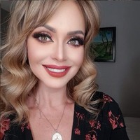 Namun ada saja komentar nyinyir dari netizen. Belakangan penampilan wanita yang akrab disapa Gaby ini dikritik, karena dianggap sangat berbeda dari wajahnya yang dulu. Foto: Instagram/@gabyspanictv