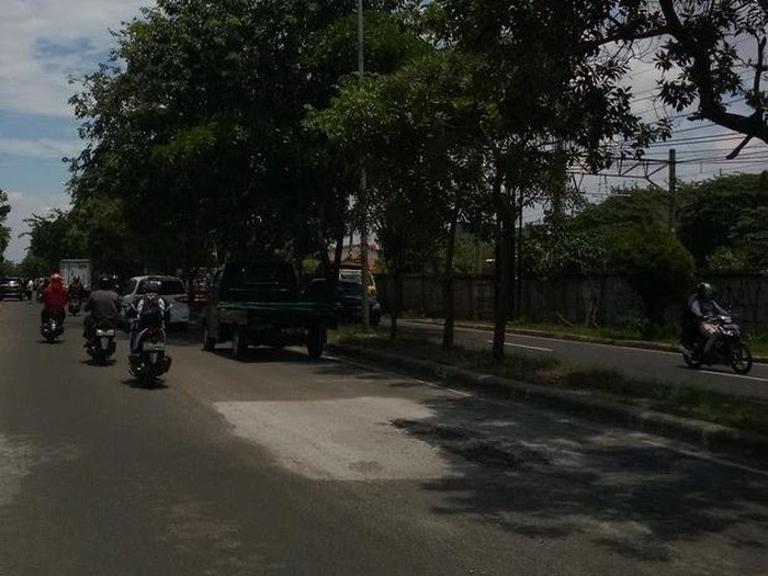 Jl I Gusti Ngurah Rai, Bintara, Bekasi, sudah diperbaiki. (Deden Purwanto/warga via Pasangmata)