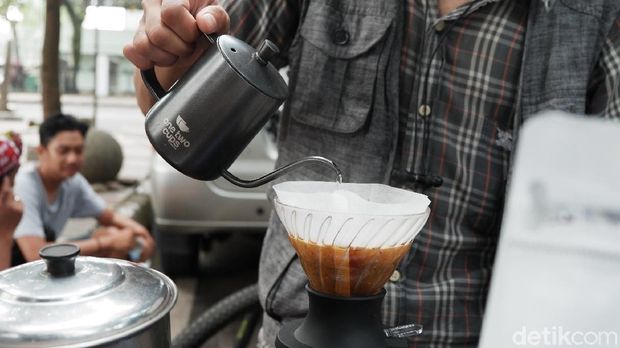 Kedai kopi sepeda di Bandung.