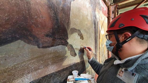 Lukisan Dinding Tertua Pompeii berhasil direstorasi