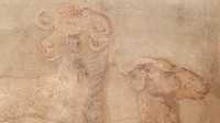 Ada juga gambar kuil, patung dan hewan-hewan di delta Sungai Nil. Menurut Massimo Osanna, Direktur Archeological Park of Pompeii, lukisan itu menunjukkan bagaimana ketertarikan pemilik rumah terhadap dunia Mesir dan dewi Isis.