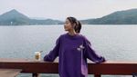 Manisnya Hyunjoo Eks APRIL Saat Makan Pizza dan Nongkrong di Kafe