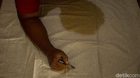 Masyarakat pun mengenal sebagai batik tulis Imogiri. Kawasan itu terletak sekitar 10an kilometer arah selatan Kota Yogyakarta.  