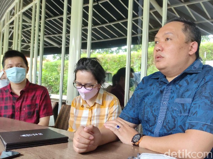 Meliana W, ibu di Semarang yang dipolisikan anak kandungnya saat ditemui kawasan Jalan Rinjani, Semarang, Rabu (3/3/2021).