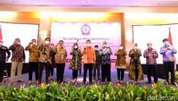 Sejumlah nama kampium hukum tata negara masuk di kepengurusan seperti Bagir Manan (Guru Besar Universitas Padjajaran/Mantan Ketua MA), Jimly Asshiddiqie (Guru Besar  UI/Mantan Ketua MK), Arief Hidayat/nonaktif di kepengurusan (Guru Besar Undip/mantan Ketua MK/mantan Wakil Ketua MK/hakim konstitusi) hingga Sekjen MPR Maruf Cahyono.