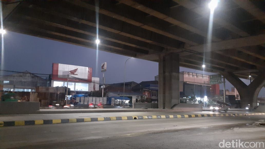 Pembatas Jl Raya Cilincing, 2 Maret 2021. (Afzal Nur Iman/detikcom)