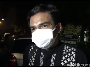 Teddy Syah Ceritakan Kronologi Rina Gunawan Terpapar COVID-19