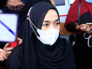 Tangis Ririe Fairus, 15 Tahun Bersama Ayus Cerai karena Perselingkuhan