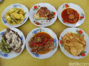 Tak Pernah Sepi! Ini 8 Restoran Padang Legendaris Favorit Warga Jakarta